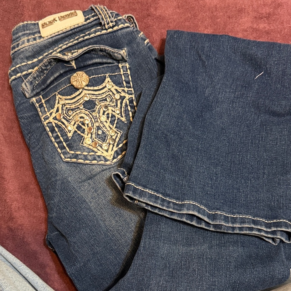 Women's Blue Jeans with Embroidered Pocket